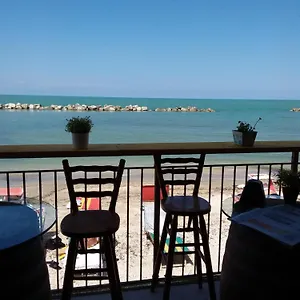 Frühstückspension Acquamarina Italien